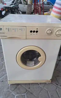 لباسشویی آزمایش