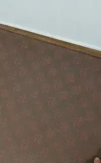 موکت جنس درجه یک نو تمیر کم کار