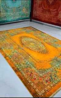 فرش مدل هالید با تاروپود محکم رنگبندی جوان پسند