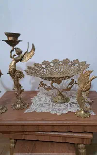 تعدادی وسیله برنجی