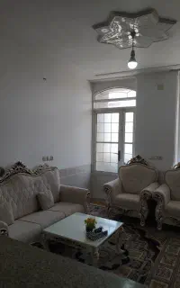 خانه اجاره ای همکف