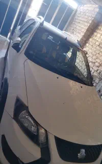 کوئیک rs مدل 403 سفید مشکی