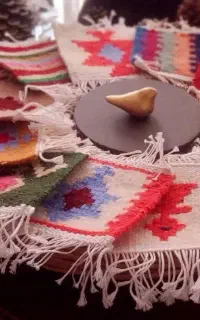 گلیم. دسته کلید. زیر لیوانی و کوسن