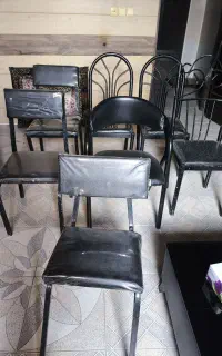 تعدادی صندلی فلزی قیمت مناسب