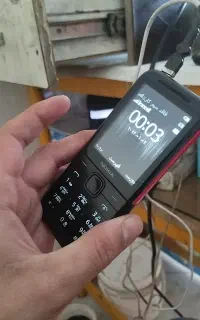 گوشی نوکیارم خور