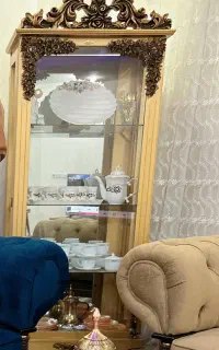 بوفه ویترینی طلایی
