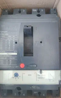 کلید ۱۰۰ آمپر پارس اروند