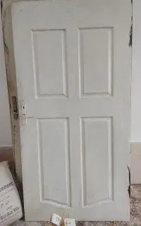 درب چوبی