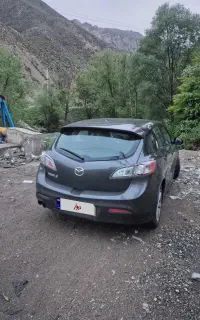اجاره روزانه  مزدا ۳ هاچ بک