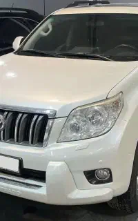 پرادو سفید ۲۰۱۳