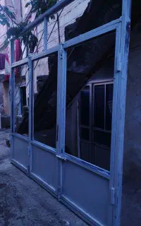 درب مغازه درب ورودی پارکینگ درب ماشین رو درب سرویس