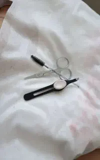 اصلاح صورت وابرو