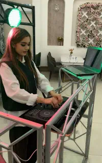 دیجی خانم باسابقه و اجرا مراسمات شما بصورت حرفه‌ای