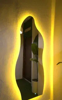 اینه بک لایت