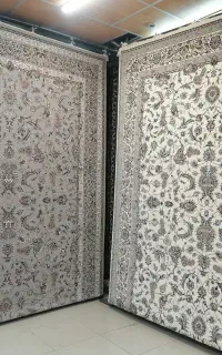 فرش ماشینی افشان فیلی قالی طرح دستباف کرم طوسی