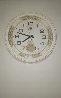 ساعت دیواری