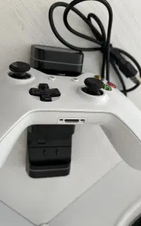 دسته تک به همراه شارژر Xbox