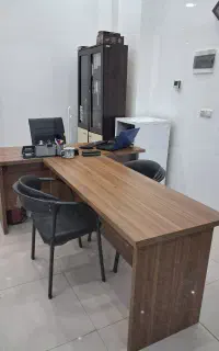 میز کنفرانس اداری