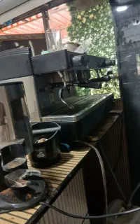 دستگاه اسپرسوساز جیمبالی ویک عدد آسیاب