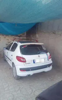 پژو ۲۰۶ فروشی