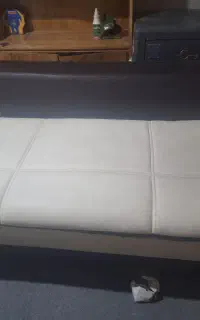 مبل چرمی