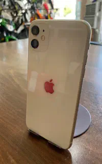 ایفون ۱۱نرمال