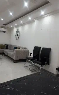 جذب همکار خانم در شرکت