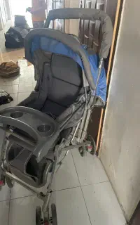 کالسکه و‌صندلی ماشین