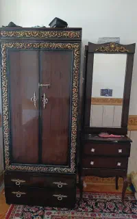 کمد و میز ارایشی جنس خیلی خوب