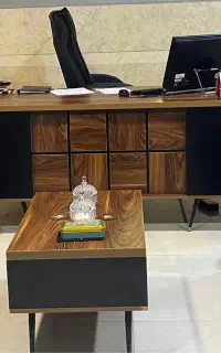 میز مدیریت در حد نو