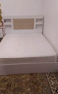 تخت خواب دونفره تمیز
