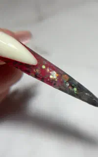 آموزش تخصصی کاشت ناخن