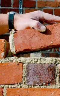 آجرچینی، شیب بندی، پلاستر