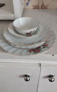 چینی زرین اصل۳۰نفره