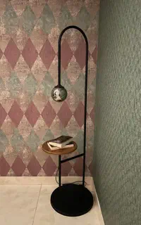 آباژور ایستاده میزدار مدل پراگ