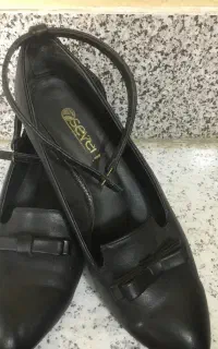 کفش پاشنه دار
