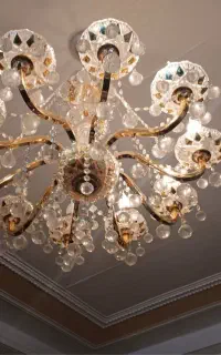 یک جفت لوستر کریستال