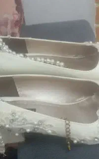 کاملا نوهستی بدون پارگی