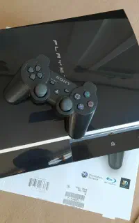 یک PS3  کپیخور۵۰۰ گیگ تمیز تک دسته اصلی‌با کارتن