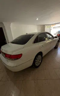 هیوندا آزرا 2010