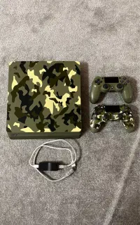 PS4 Slim Call of Duty Limited Edition ‌