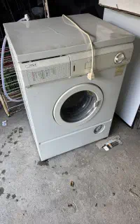 لباس شویی ارج تمیز