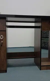 میزکامپیوترسالم و درحدنو