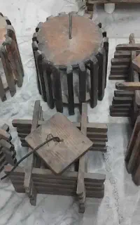 ۶ عدد لوستر چوبی