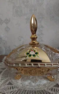 یک عدد شکلات خوری کاملا نو مناسب هدیه