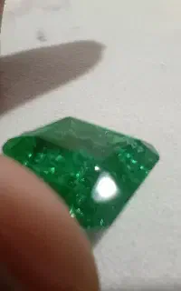 زمرد ده قیراطی ۲تومن