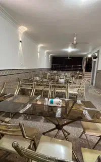رستوران با سالن پذیرایی با ظرفیت ۳۵۰ نفر
