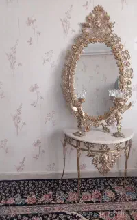 آینه وشمعدان برنزی