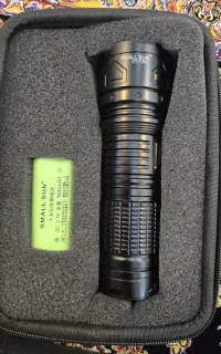 چراغ قوه اسمال سان