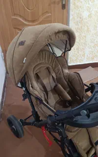کالسکه درحد نو مناسب برای پسر و دختر
